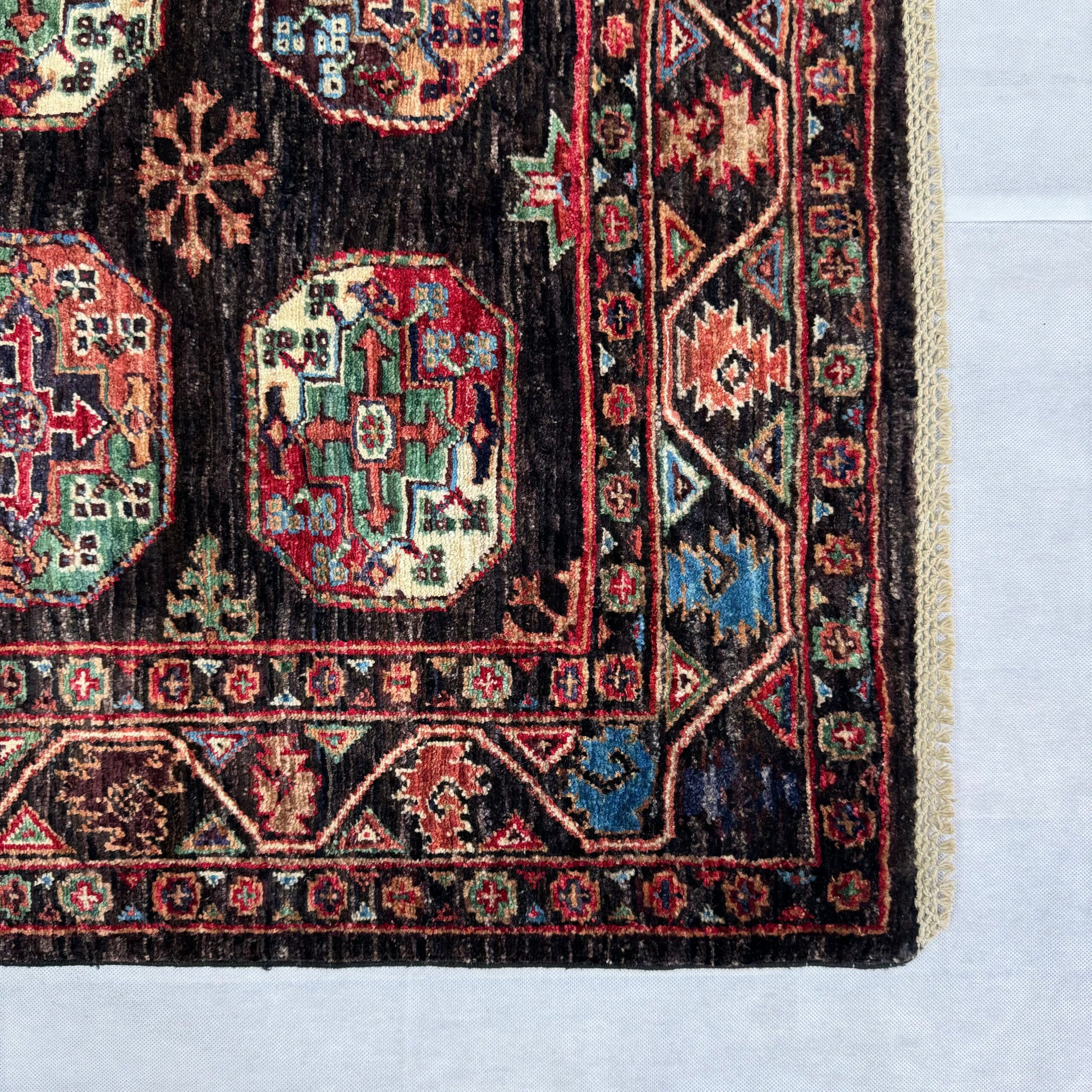 Exquisite Handmade Chobi Rug - Image 4